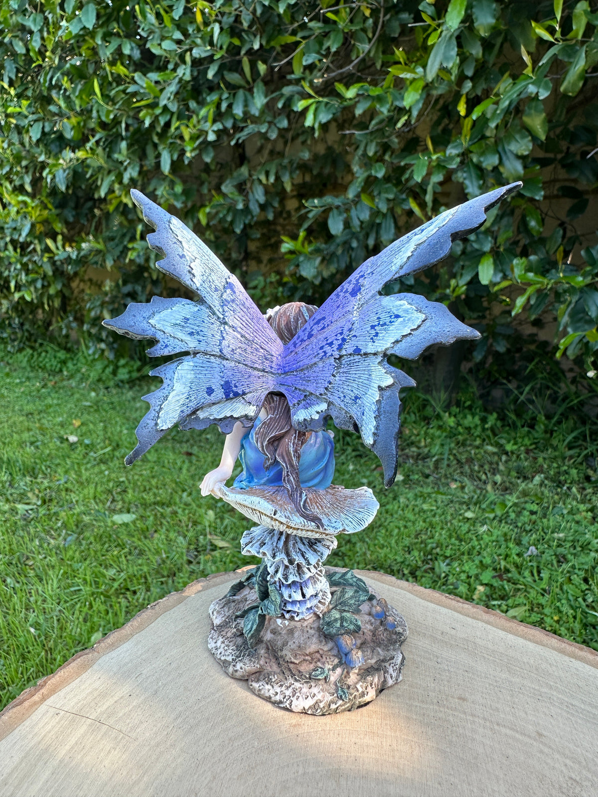Amy Brown Nice Fairy figurine back view showing intricate purple butterfly wing detail